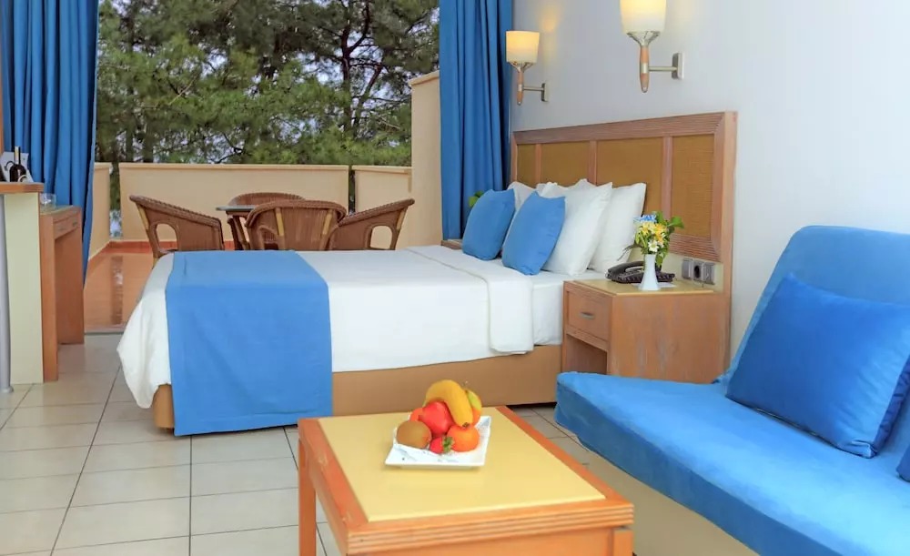 هتل لابراندا مارس